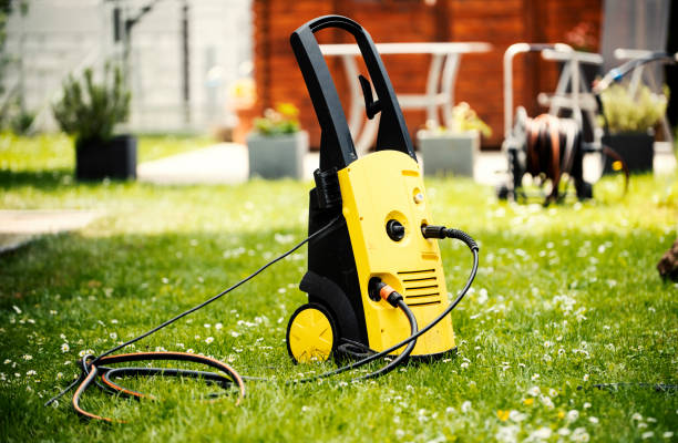 Professional Pressure Washing Services in Allison, IA